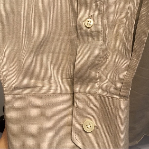 🍁Murano long sleeve button down dress shirt - Picture 3 of 6